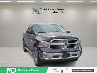 2017 RAM 1500 Big Horn Crew Cab 4x4 5'7' Box