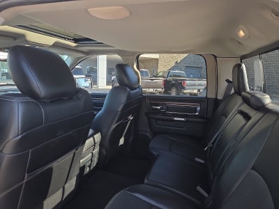 2017 RAM 1500 Laramie Crew Cab 4x4 5'7' Box