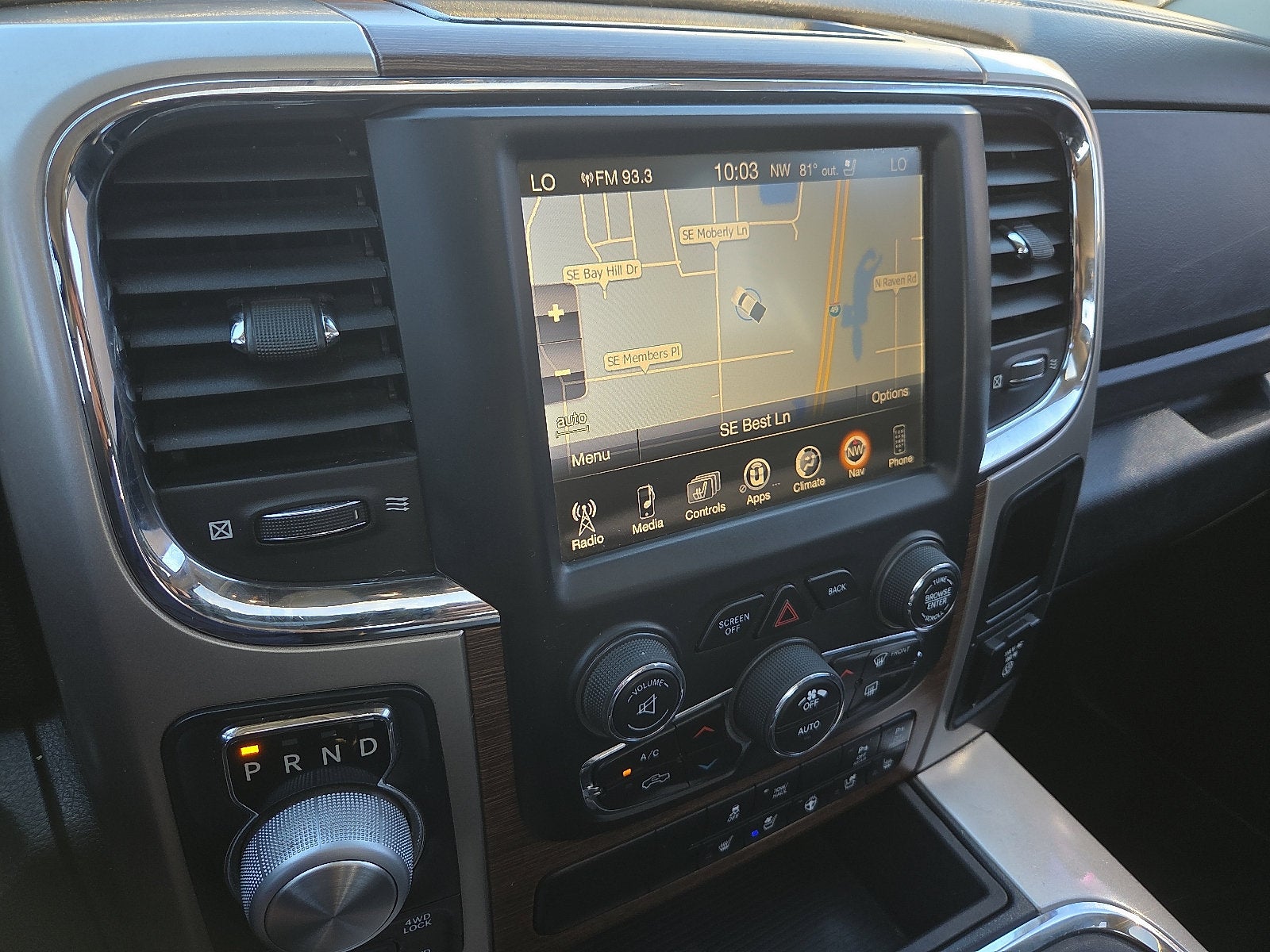 2017 RAM 1500 Laramie Crew Cab 4x4 5'7' Box