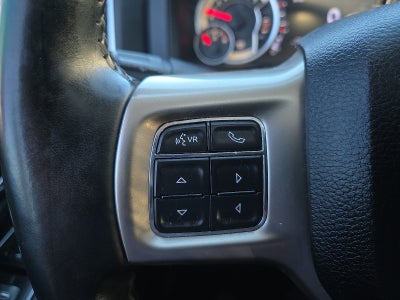 2017 RAM 1500 Laramie Crew Cab 4x4 5'7' Box