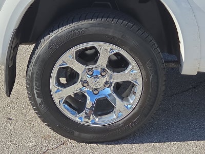 2017 RAM 1500 Laramie Crew Cab 4x4 5'7' Box