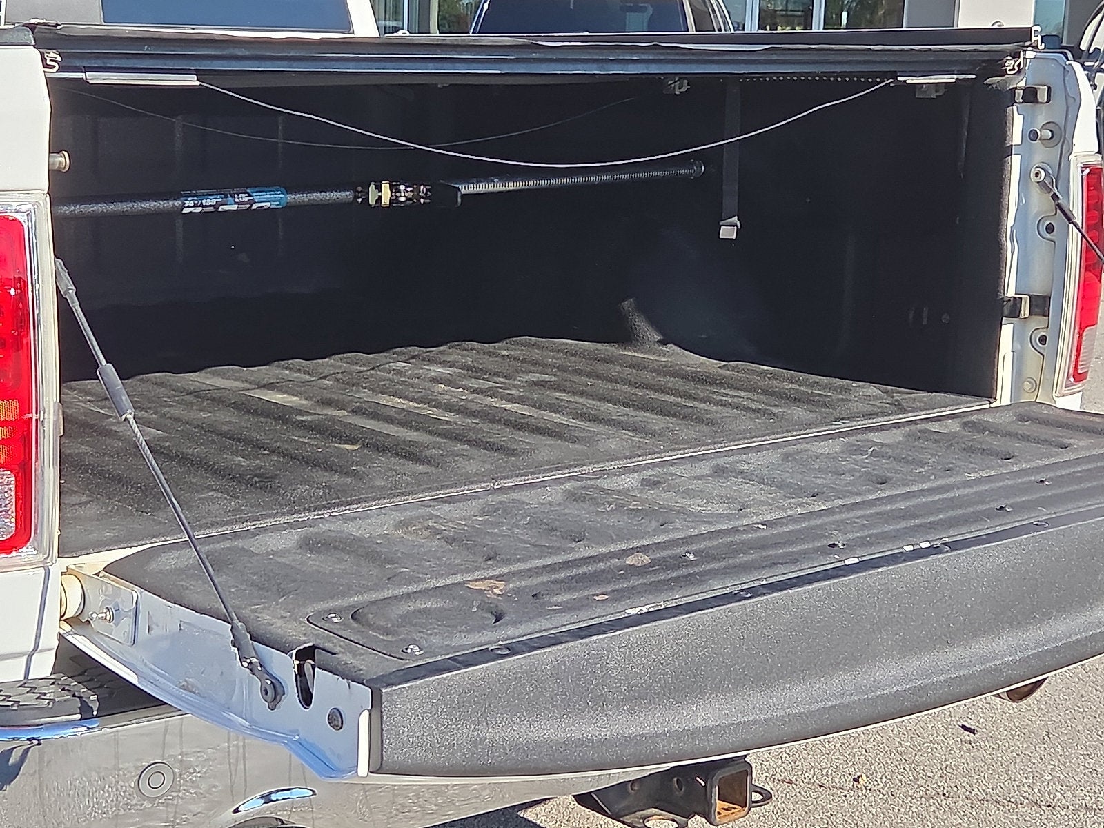 2017 RAM 1500 Laramie Crew Cab 4x4 5'7' Box