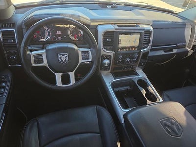 2017 RAM 1500 Laramie Crew Cab 4x4 5'7' Box