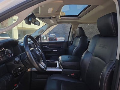 2017 RAM 1500 Laramie Crew Cab 4x4 5'7' Box