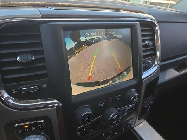2017 RAM 1500 Laramie Crew Cab 4x4 5'7' Box