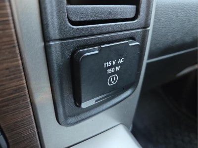 2017 RAM 1500 Laramie Crew Cab 4x4 5'7' Box