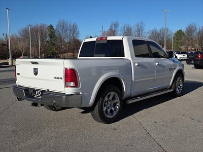 2017 RAM 1500 Laramie Crew Cab 4x4 5'7' Box