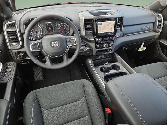 2025 RAM 1500 Big Horn Crew Cab 4x4 6'4' Box