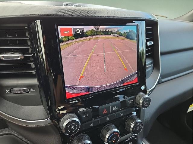 2025 RAM 1500 Big Horn Crew Cab 4x4 6'4' Box