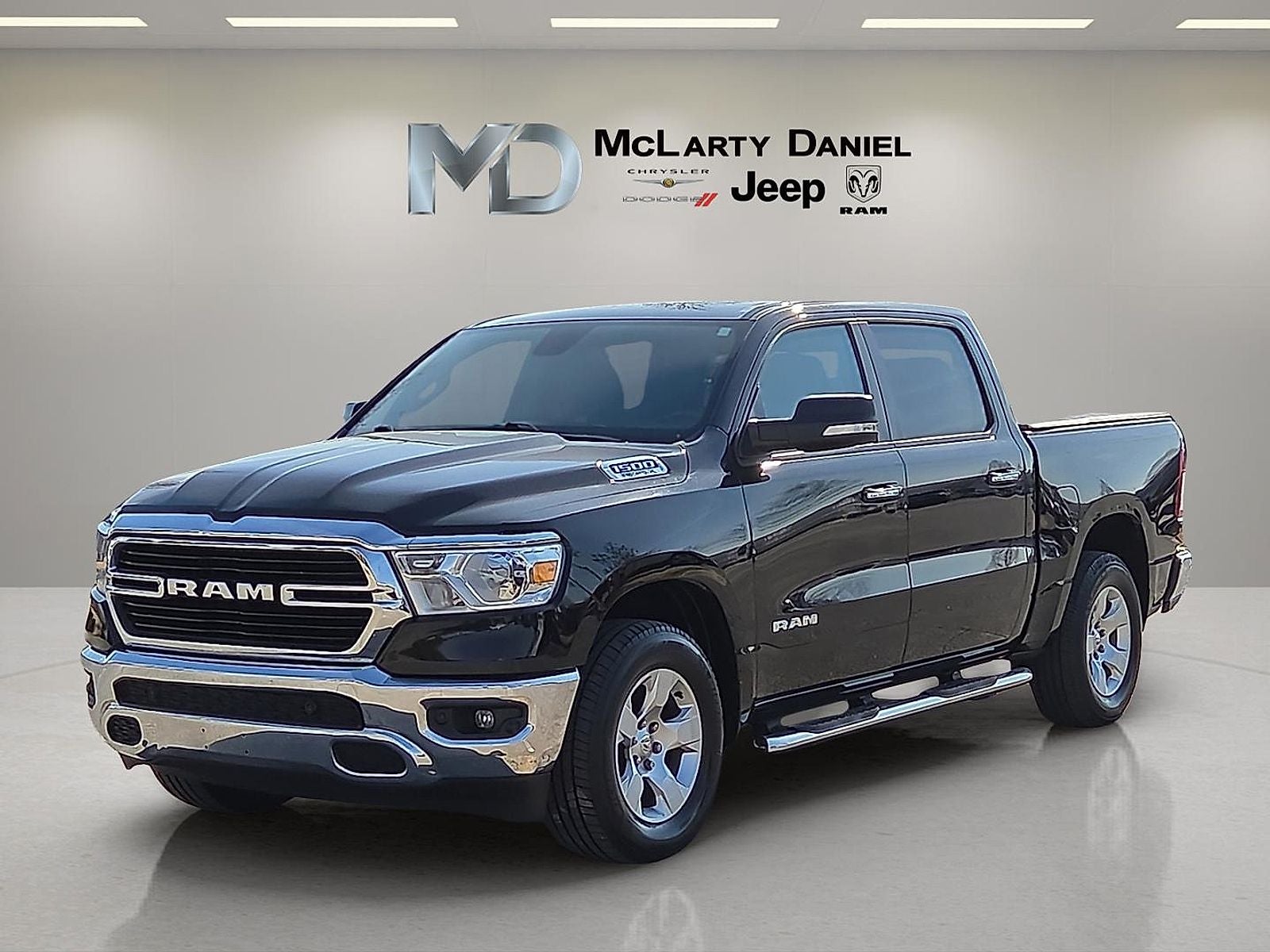 2019 RAM 1500 Big Horn/Lone Star Crew Cab 4x4 5'7' Box