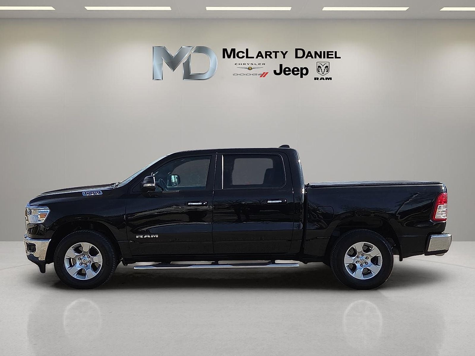 2019 RAM 1500 Big Horn/Lone Star Crew Cab 4x4 5'7' Box
