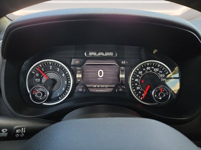 2024 RAM 1500 Big Horn Crew Cab 4x4 5'7' Box