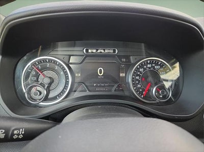 2019 RAM 1500 Big Horn/Lone Star Crew Cab 4x4 5'7' Box