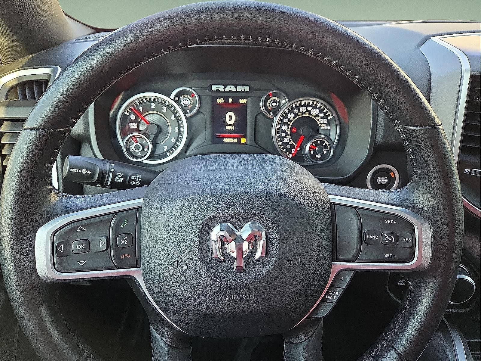 2023 RAM 1500 Big Horn Crew Cab 4x4 5'7' Box