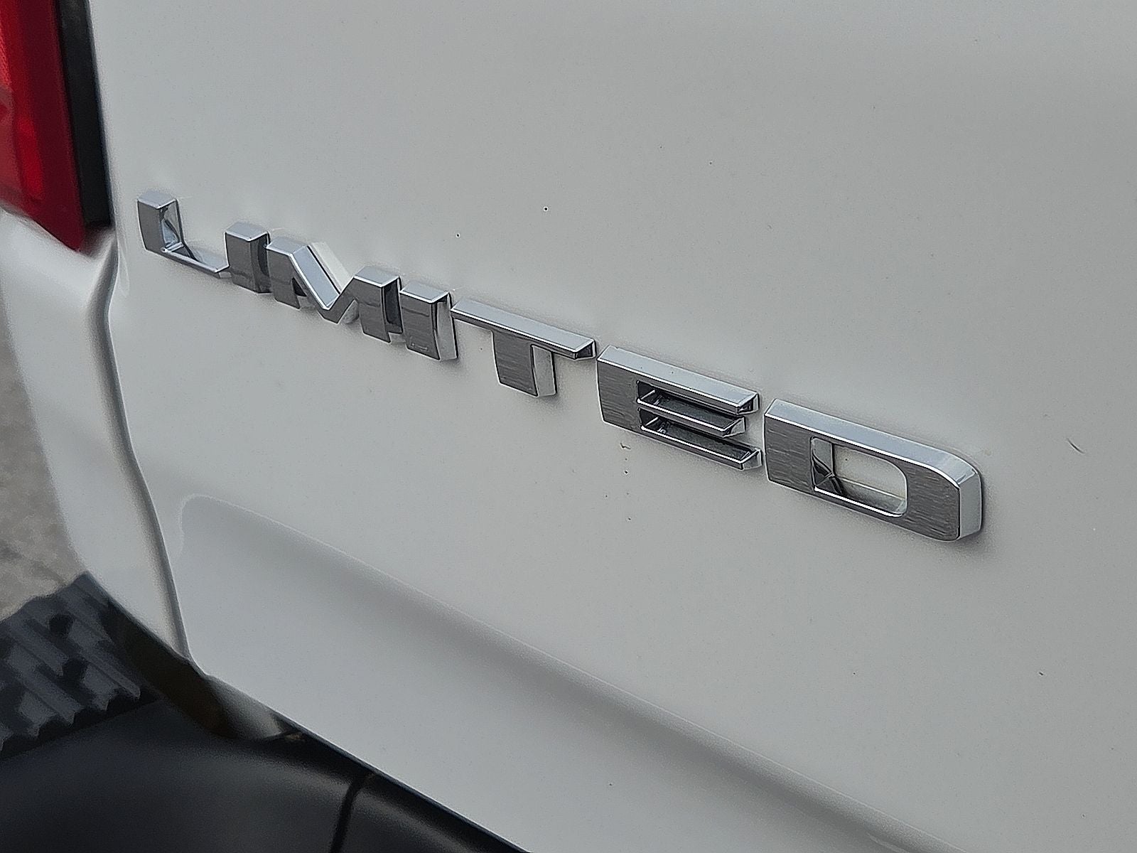 2025 RAM 1500 Limited Crew Cab 4x4 5'7' Box