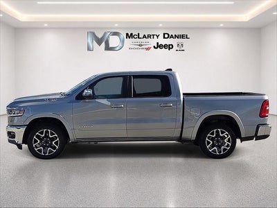 2025 RAM 1500 Laramie Crew Cab 4x4 5'7' Box