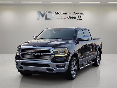 2021 RAM 1500 Laramie Crew Cab 4x4 5'7' Box