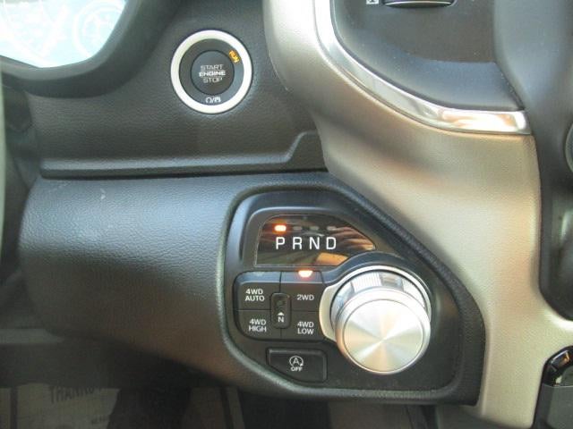 2021 RAM 1500 Laramie Crew Cab 4x4 5'7' Box