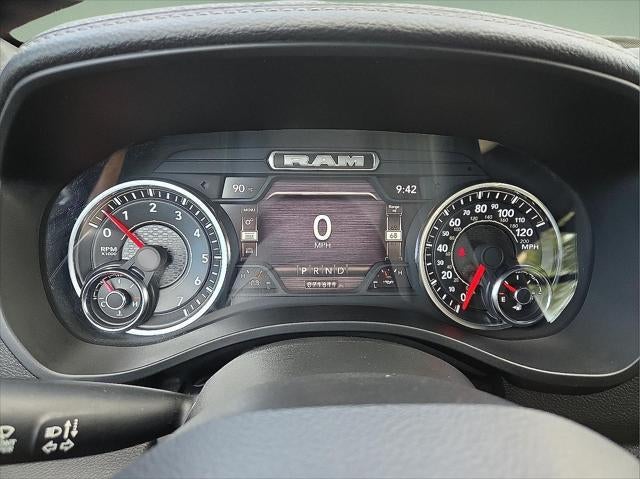 2023 RAM 1500 Laramie Crew Cab 4x4 5'7' Box