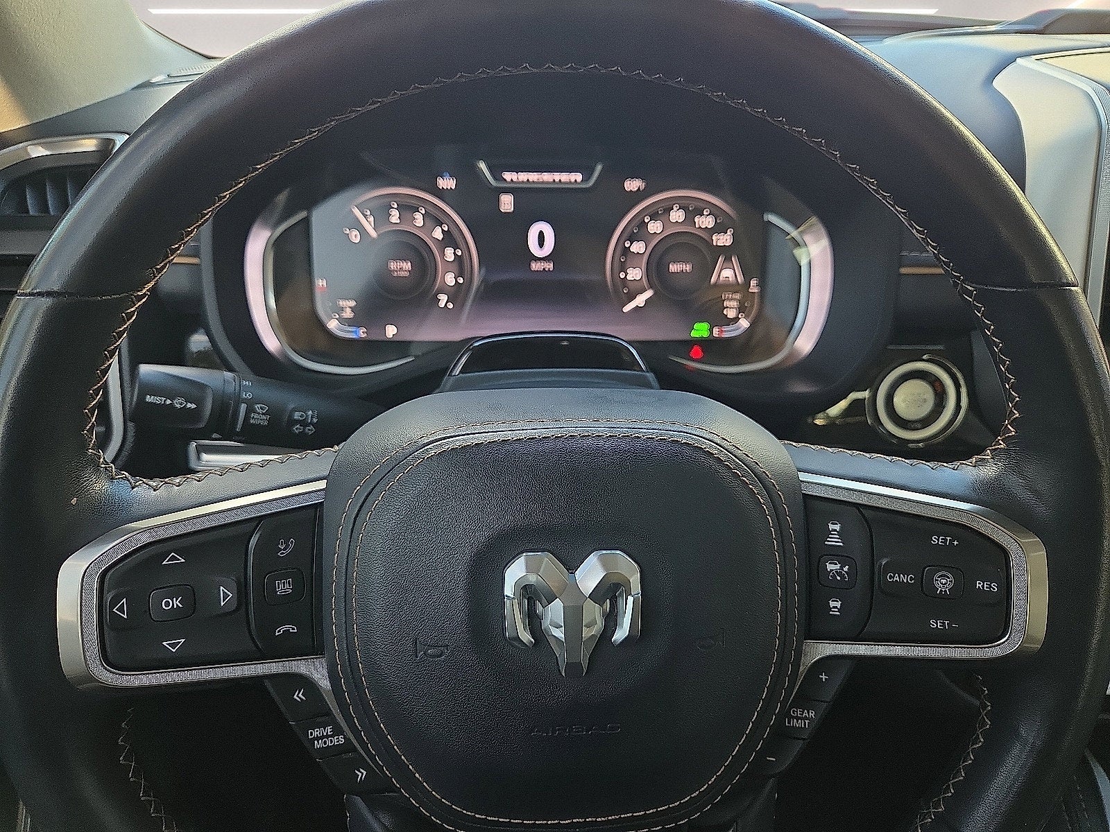 2025 RAM 1500 Tungsten Crew Cab 4x4 5'7' Box