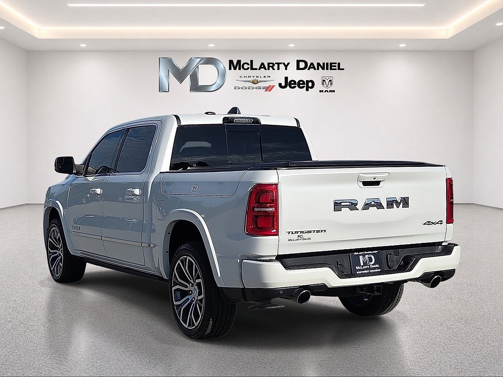 2025 RAM 1500 Tungsten Crew Cab 4x4 5'7' Box