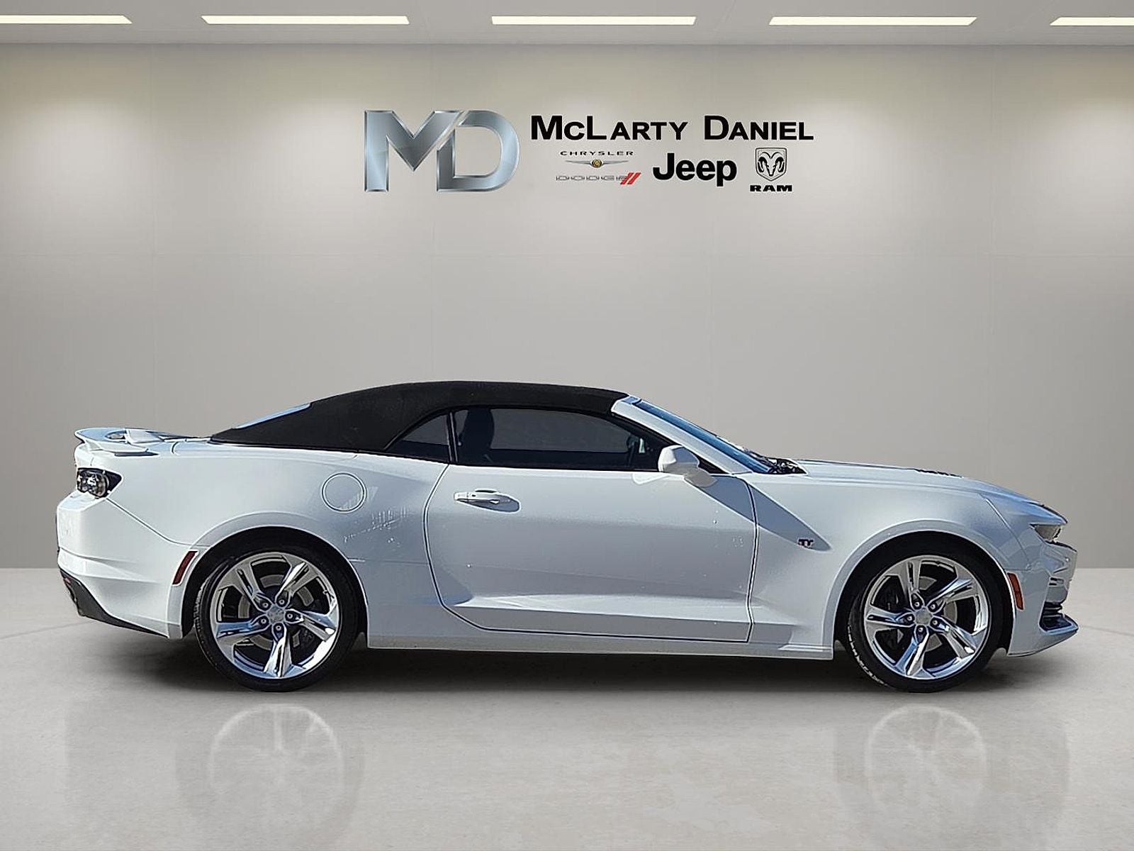 2024 Chevrolet Camaro RWD Convertible 2SS