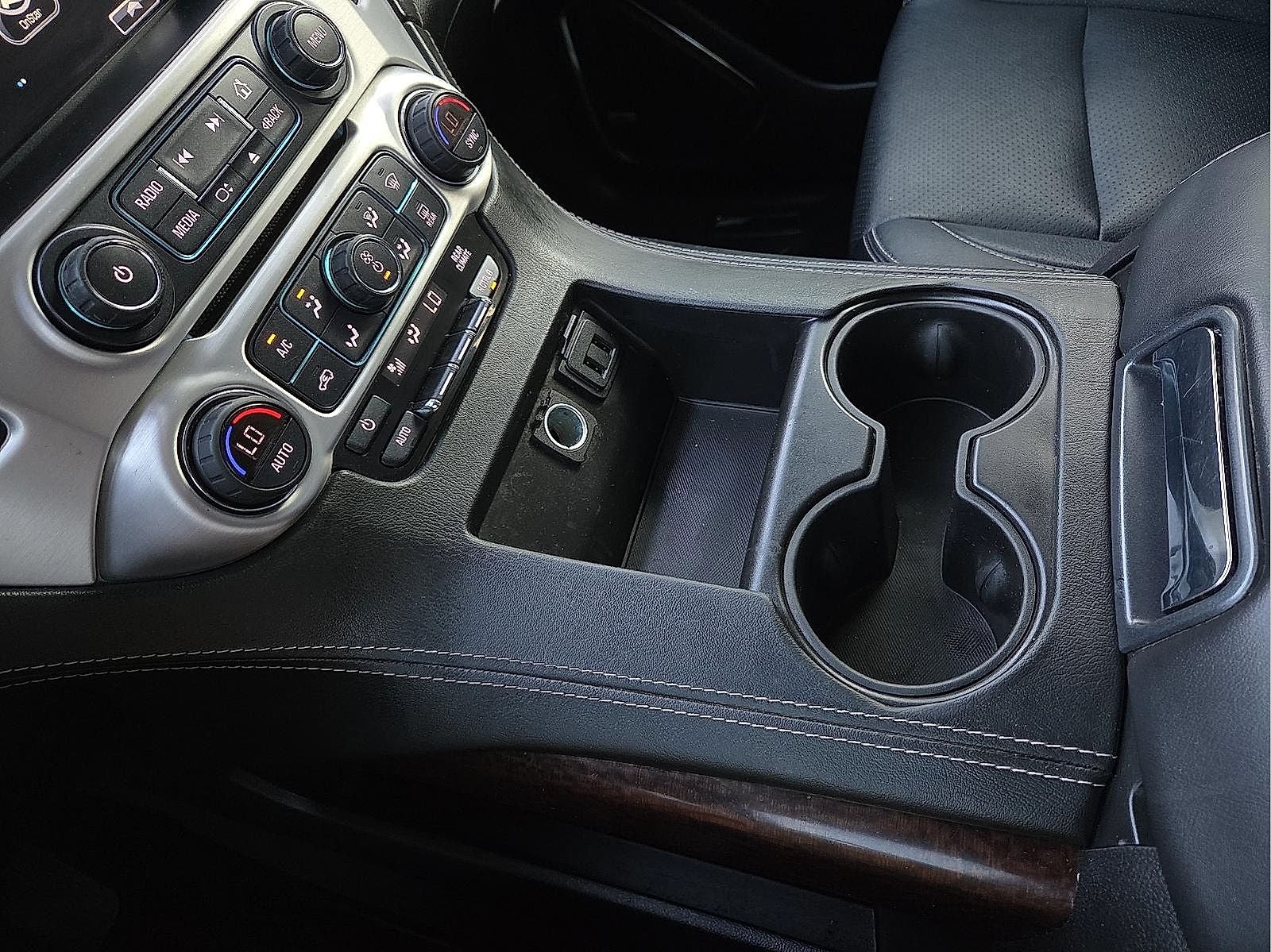 2020 GMC Yukon 4WD SLE