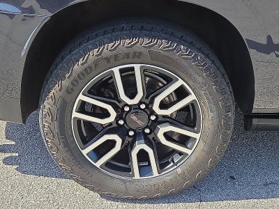 2023 GMC Yukon XL 4WD AT4