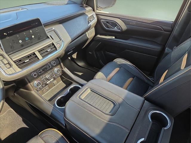 2023 GMC Yukon XL 4WD AT4