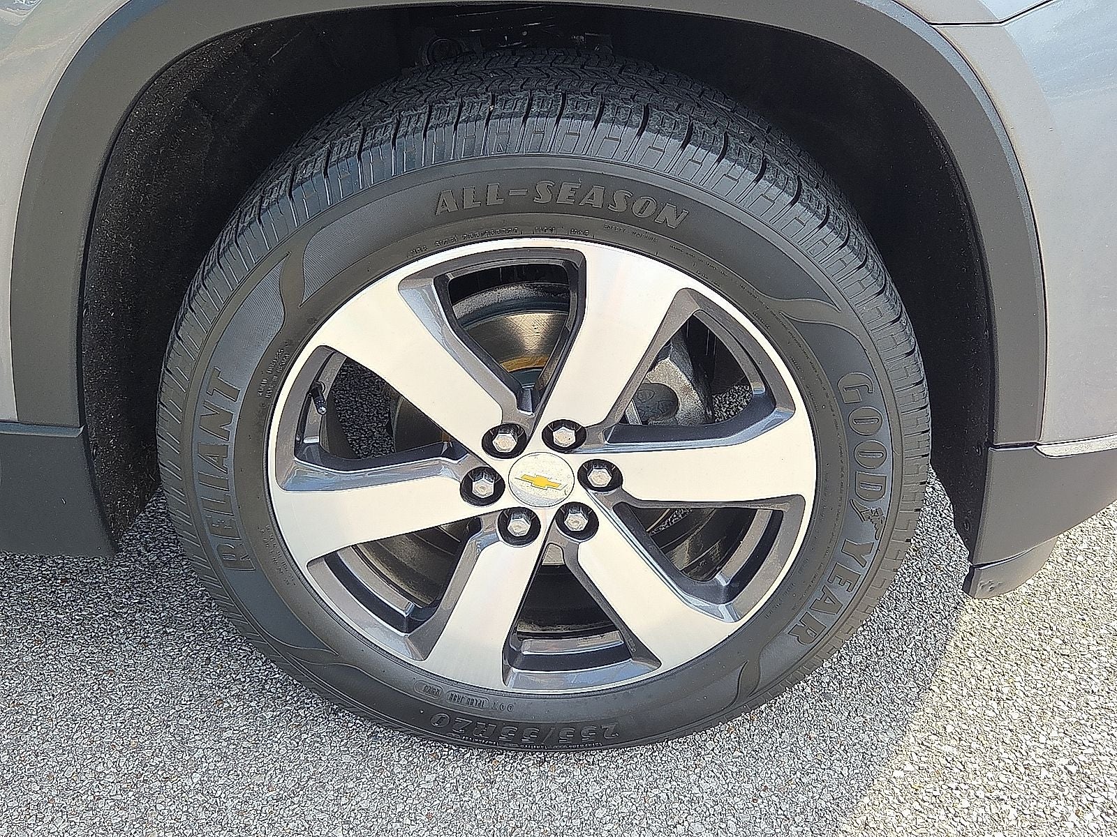 2020 Chevrolet Traverse AWD LT Leather