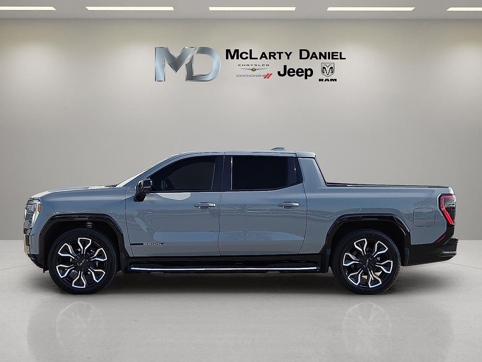 2024 GMC Sierra EV Denali Edition 1