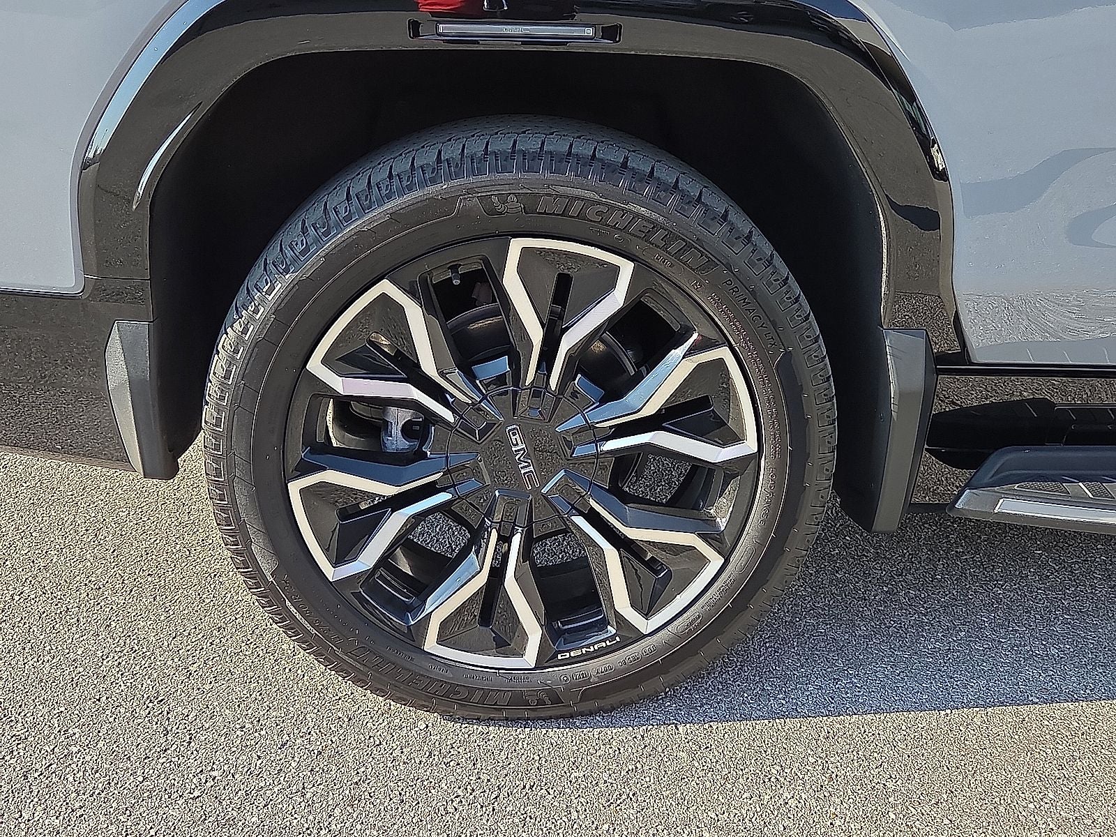 2024 GMC Sierra EV Denali Edition 1