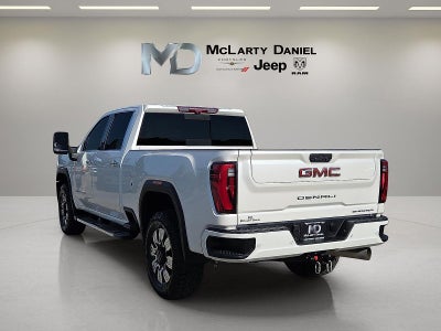 2024 GMC Sierra 2500HD 4WD Crew Cab Standard Bed Denali