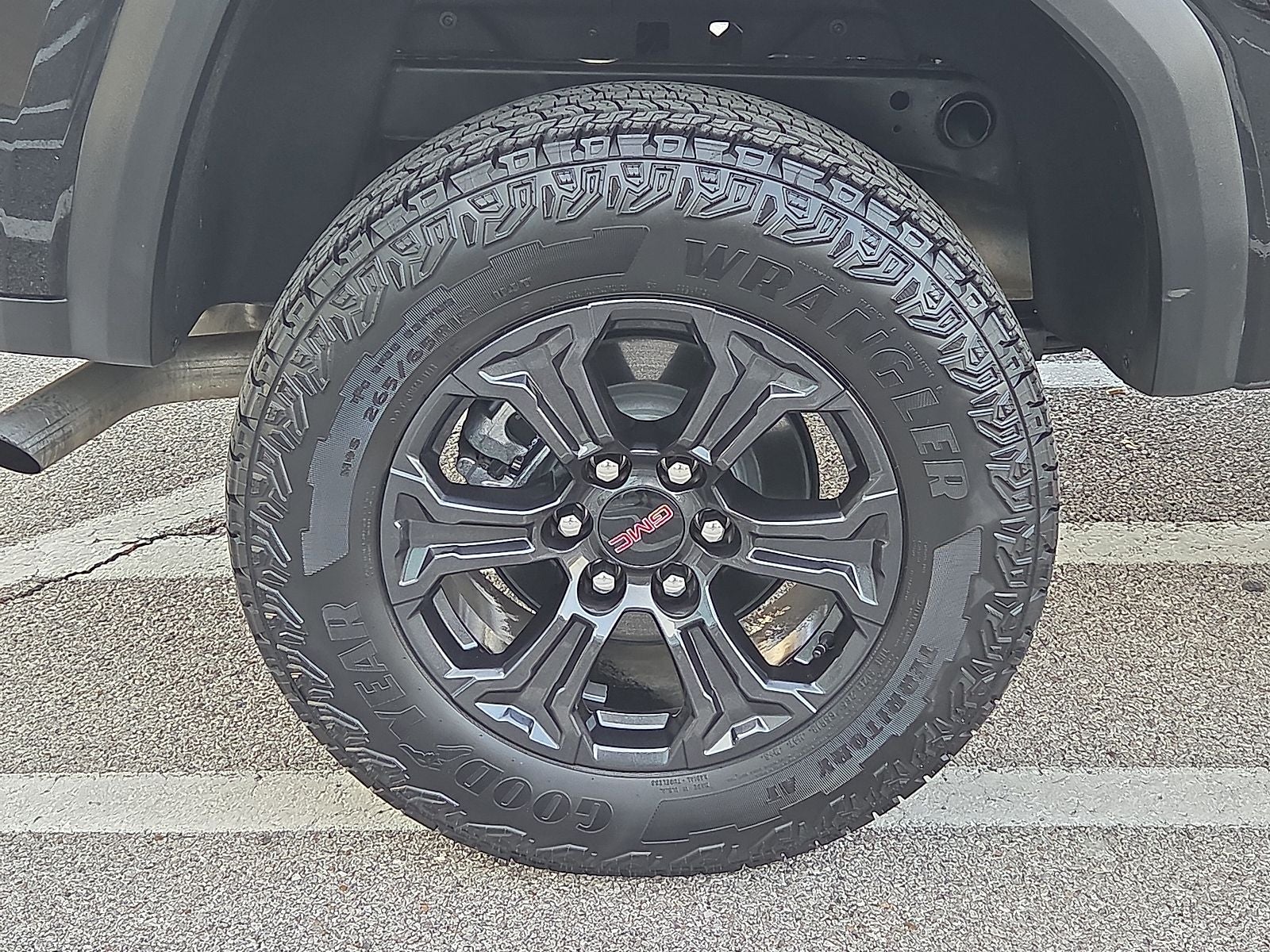 2025 GMC Canyon 2WD Elevation