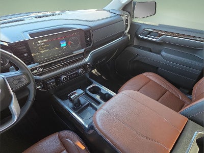 2025 GMC Sierra 1500 4WD Crew Cab Short Box Elevation with 3SB