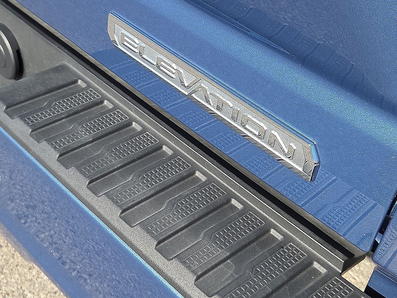 2025 GMC Sierra 1500 4WD Crew Cab Short Box Elevation with 3SB