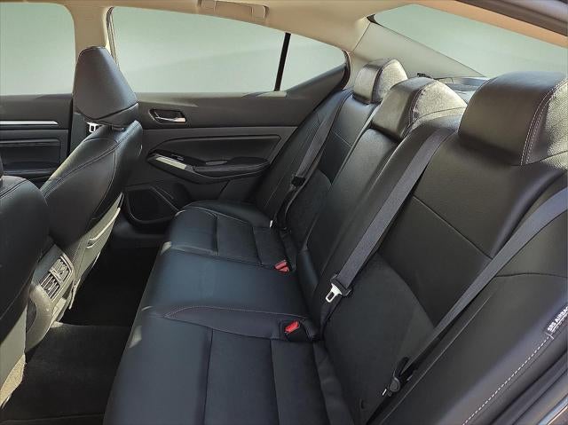 2023 Nissan Altima SL FWD