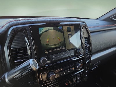 2021 Nissan TITAN Crew Cab PRO-4X 4x4