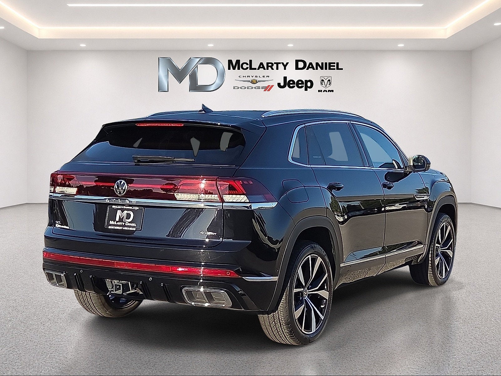 2024 Volkswagen Atlas Cross Sport 2.0T SEL Premium R-Line