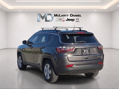 2022 Jeep Compass Latitude FWD