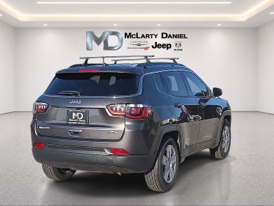 2022 Jeep Compass Latitude FWD