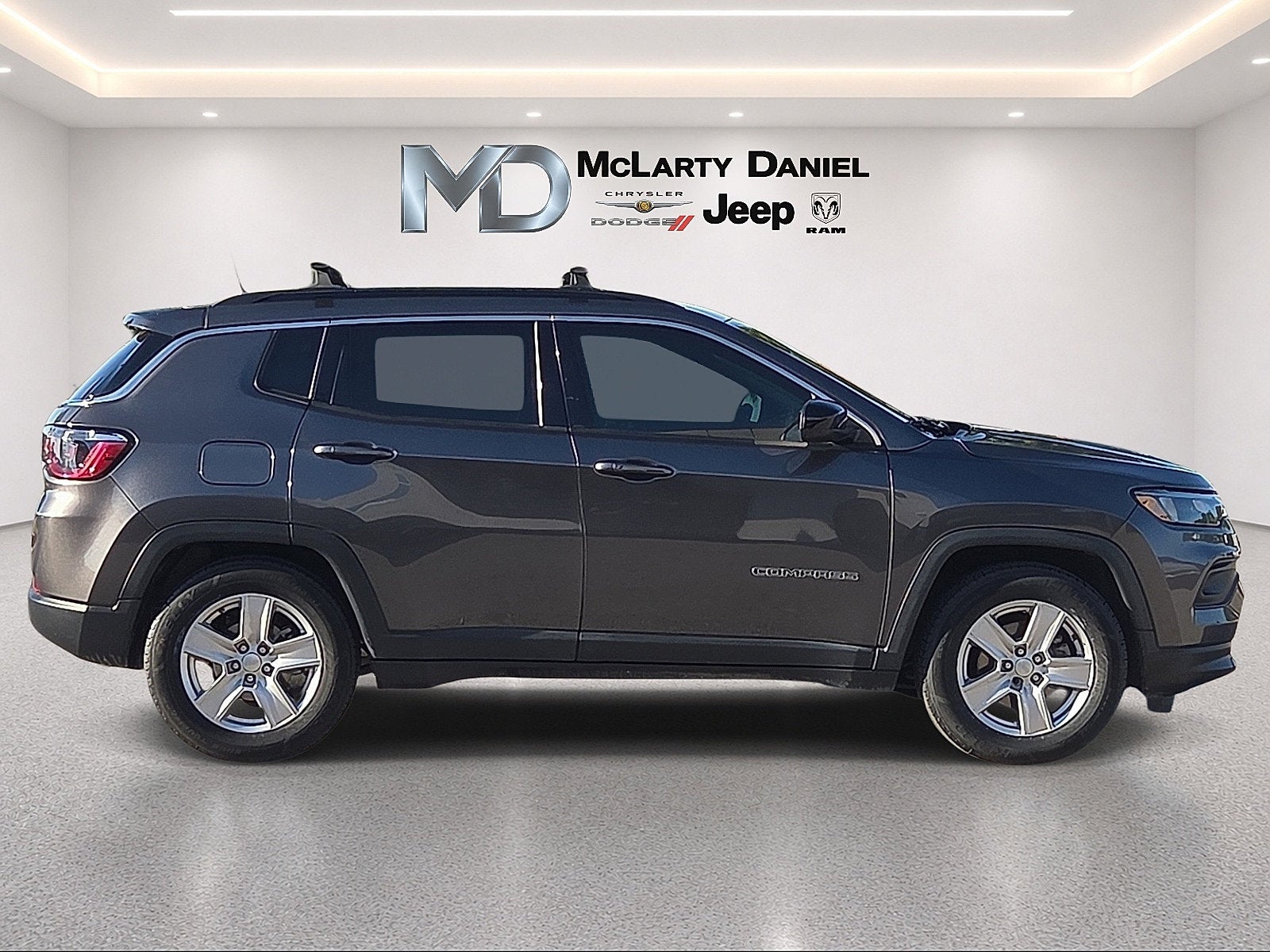 2022 Jeep Compass Latitude FWD