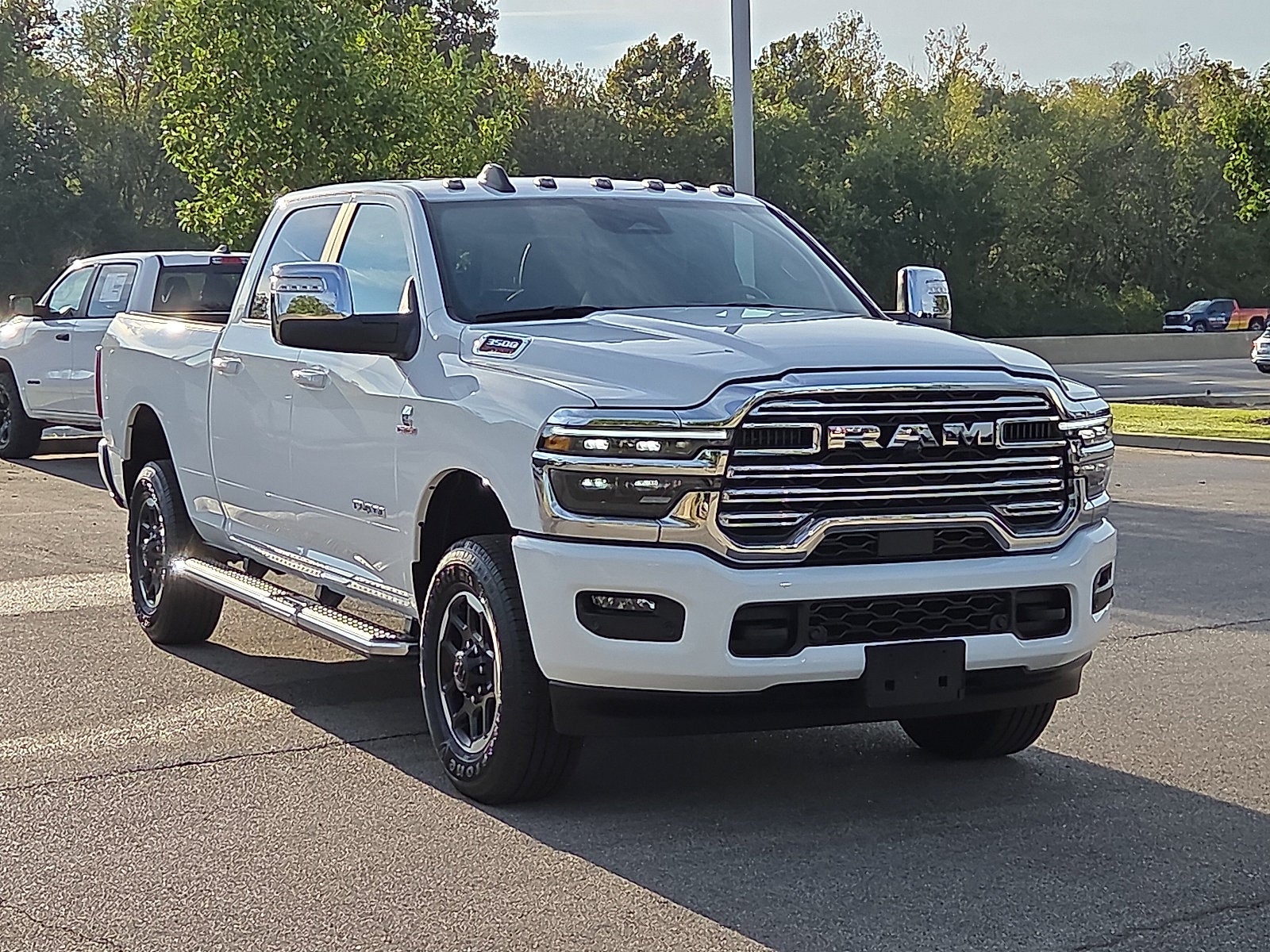 2025 RAM 3500 Laramie Crew Cab 4x4 6'4' Box