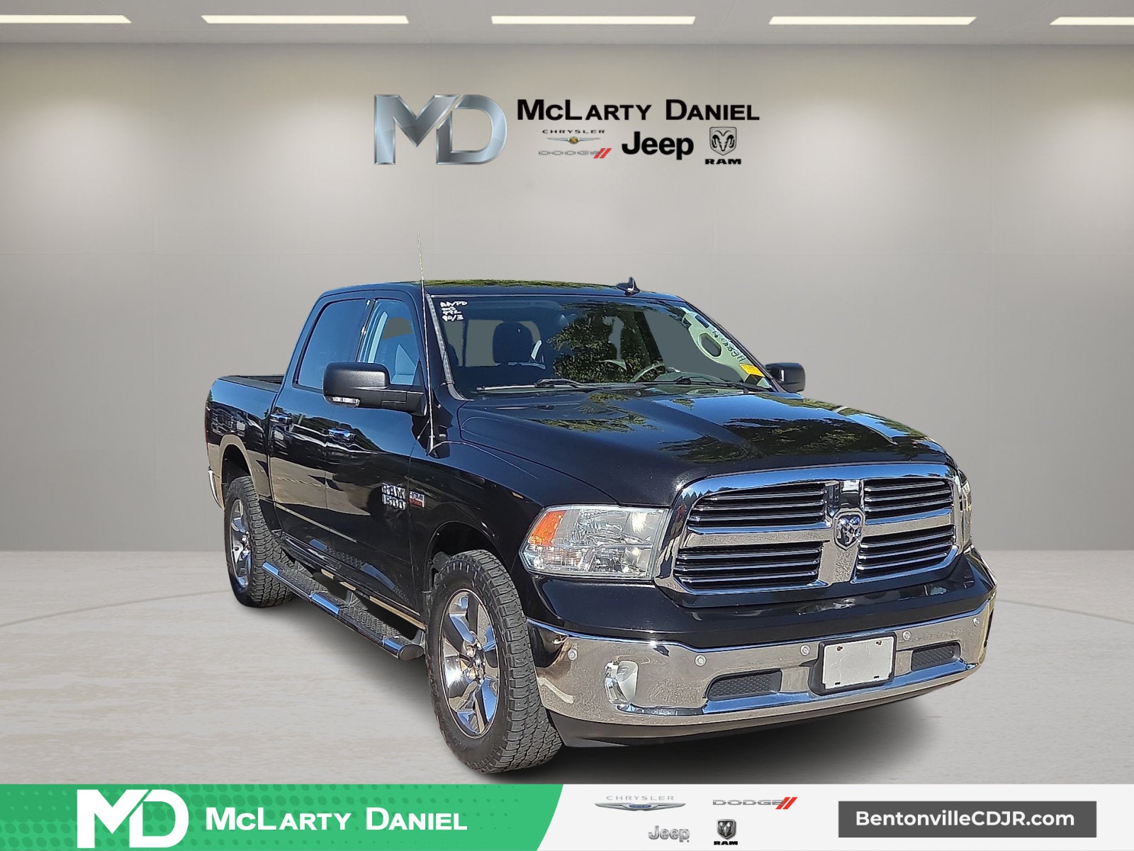 2017 RAM 1500 Big Horn Crew Cab 4x4 5'7' Box