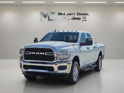 2024 RAM 2500 Tradesman Crew Cab 4x4 6'4' Box