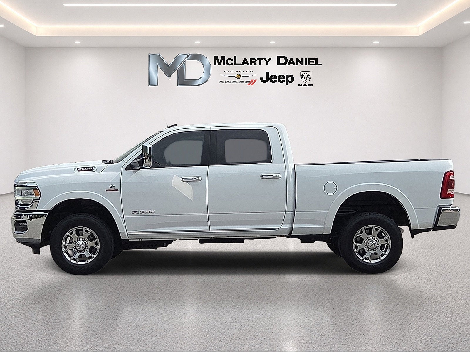 2022 RAM 2500 Laramie Crew Cab 4x4 6'4' Box