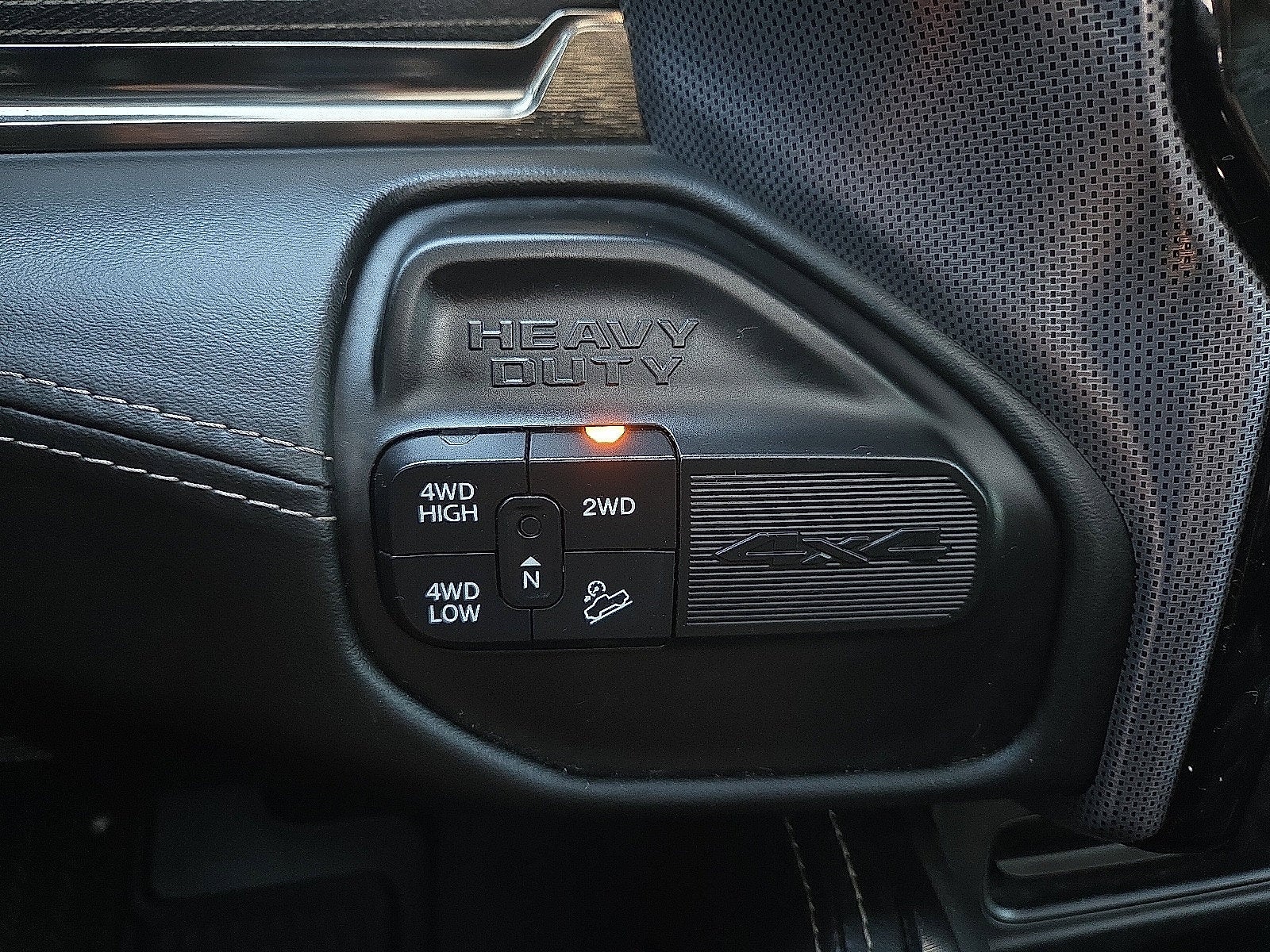 2020 RAM 2500 Limited Crew Cab 4x4 6'4' Box