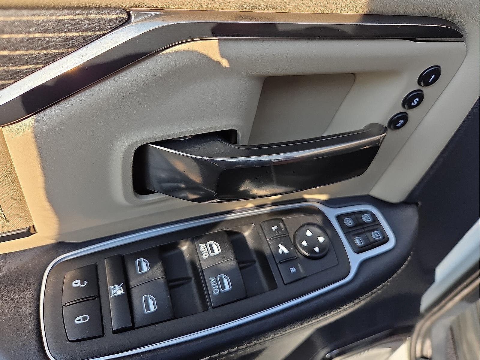 2023 RAM 2500 Limited Mega Cab 4x4 6'4' Box