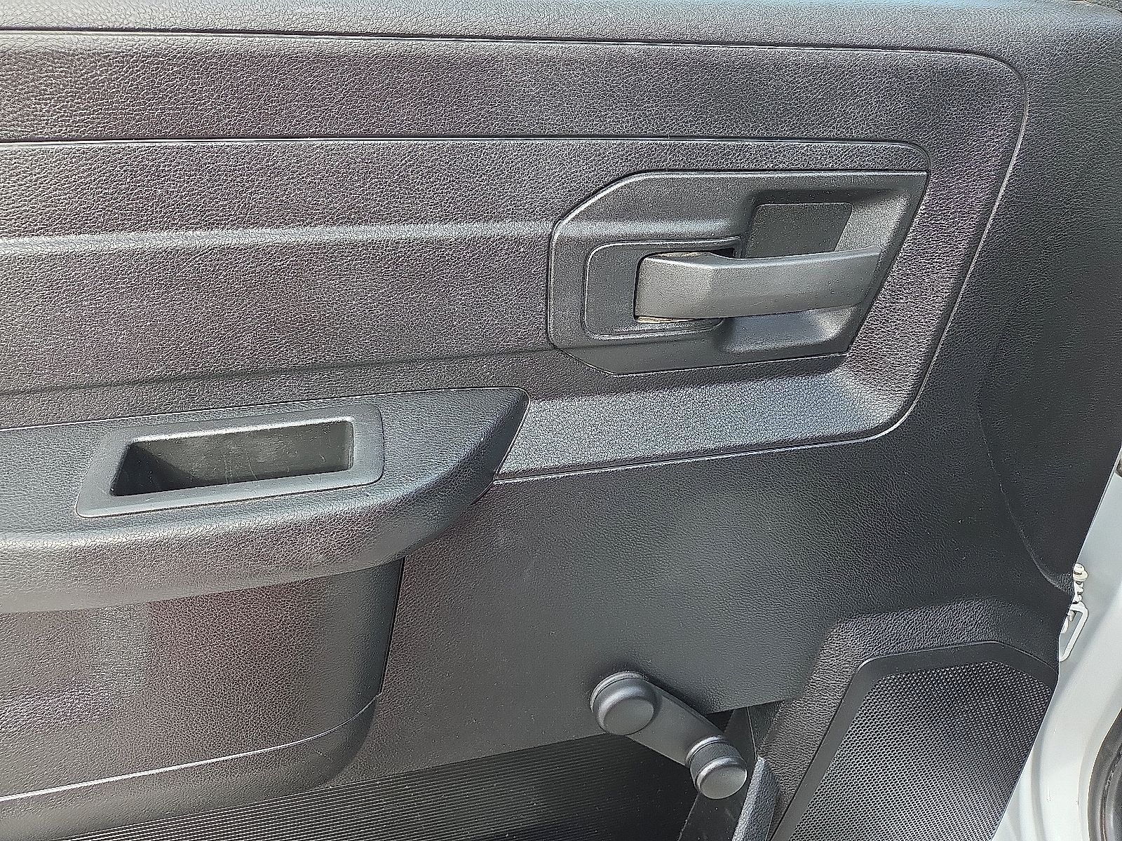 2023 RAM 5500 Chassis Tradesman/SLT