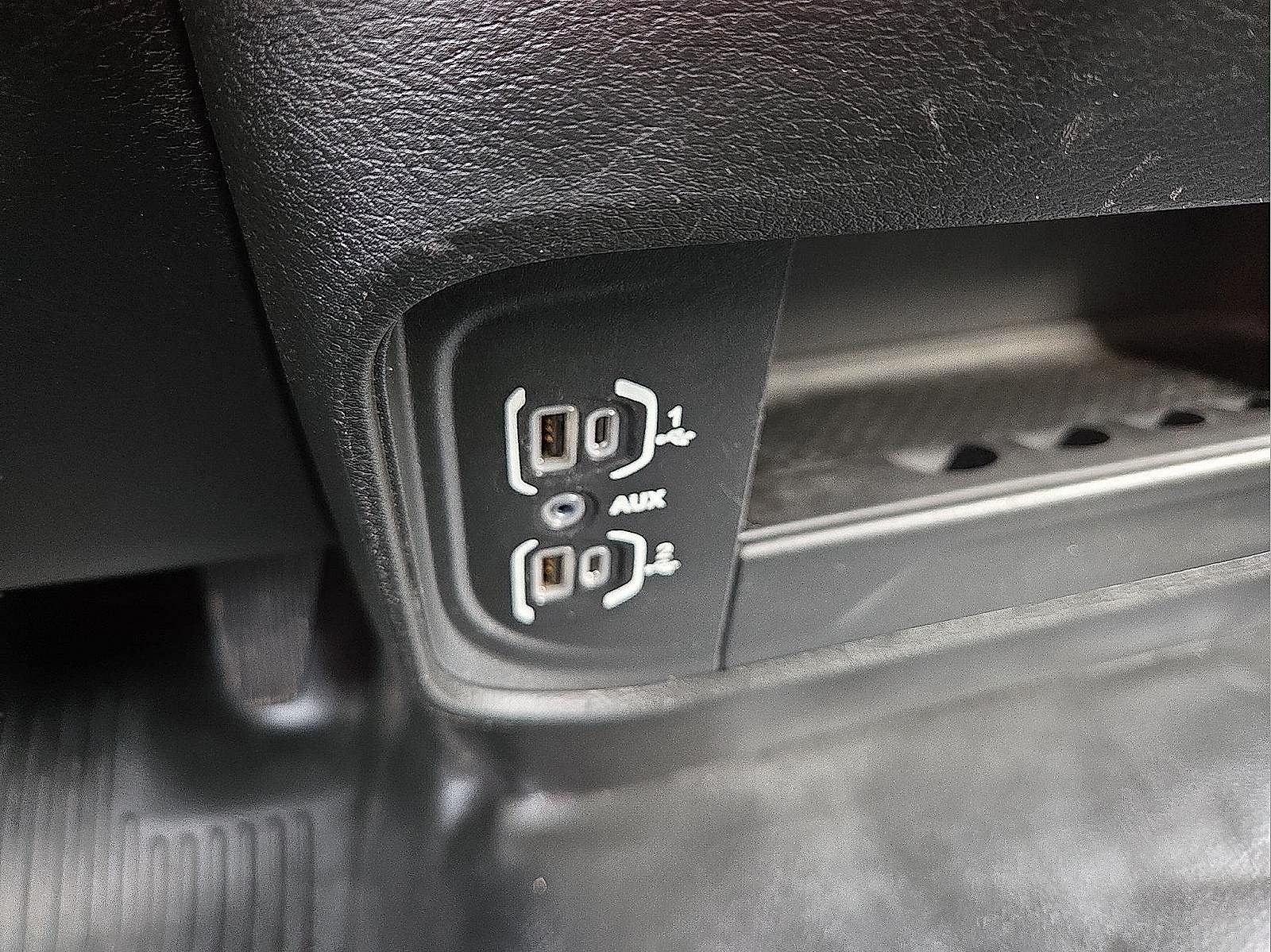 2023 RAM 5500 Chassis Tradesman/SLT